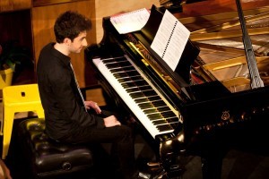 Andreas Ottensamer Yellow Lounge - Pianist Alex Raineri